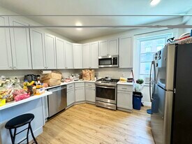 165 Gove St, Unit 3 in Boston, MA - Building Photo