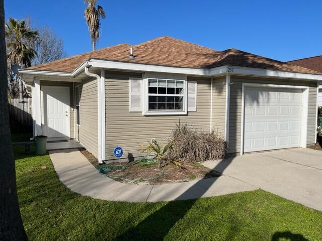237 Bent Arrow Dr in Destin, FL - Building Photo