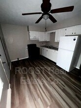 203 N Madison Rd in London, OH - Building Photo - Building Photo