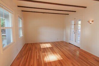 344 W 4th Ave in Chico, CA - Building Photo - Building Photo