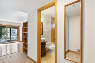 928 Wendy Ln in Incline Village, NV - Building Photo - Building Photo
