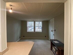 2072 E Roxboro Rd NE in Atlanta, GA - Building Photo - Building Photo