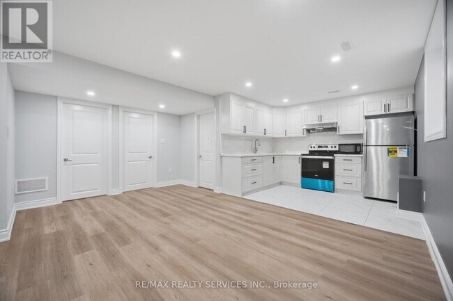 26 Gatherwood Ter in Caledon, ON - Building Photo - Building Photo