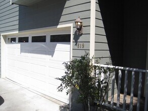 619 Shadow Way in Central Point, OR - Building Photo - Building Photo