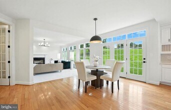 6634 Brawner St in McLean, VA - Building Photo - Building Photo