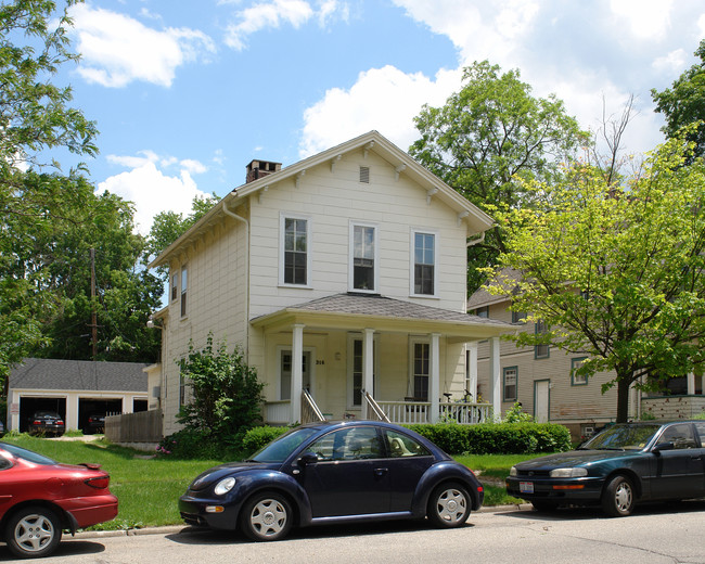 316 N State St in Ann Arbor, MI - Foto de edificio - Building Photo