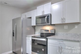 1300 Sharon Dr in Waxhaw, NC - Building Photo - Building Photo