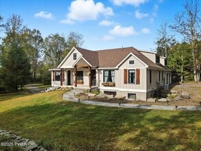 159 Knapp Rd in Lakeville, PA - Building Photo - Building Photo