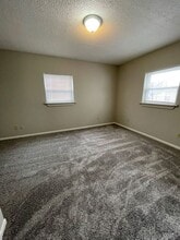 1116 Union St in Emporia, KS - Building Photo - Building Photo