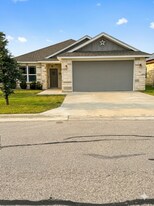 104 Seattle Slew Dr in Jarrell, TX - Building Photo