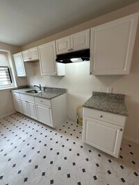 1717 N Regester St - 6