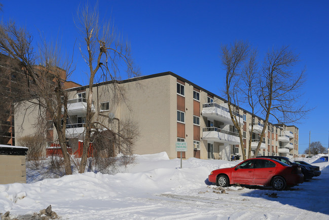 71 Vanier Dr in Kitchener, ON - Building Photo - Primary Photo