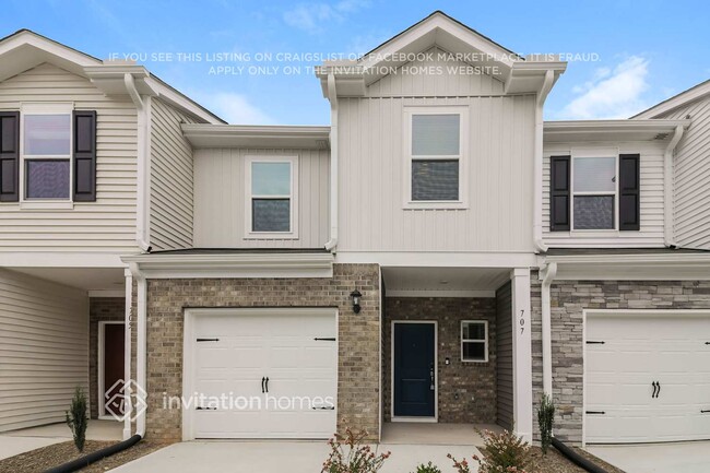 property at 707 Hilton Pk Lp