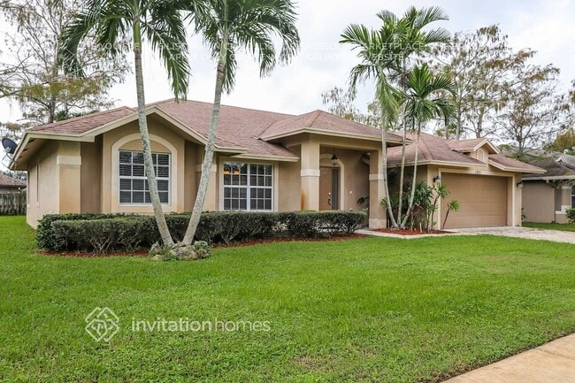 1891 Tulip Ln in Wellington, FL - Foto de edificio - Building Photo