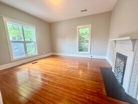 605 Taylor Ave in Frankfort, KY - Building Photo