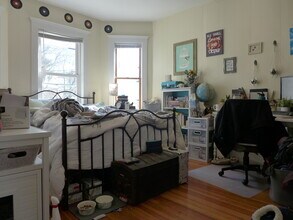 11 Bayard St in Boston, MA - Building Photo - Building Photo