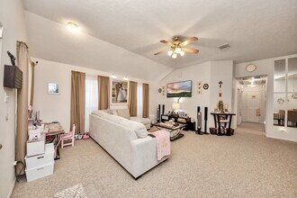 1611 Bob White in Brookshire, TX - Building Photo - Building Photo