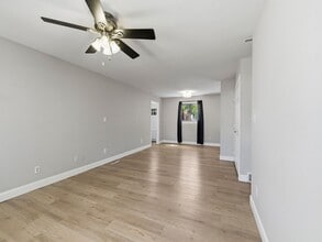 Beautiful Home in Central Fort Collins Location! in Fort Collins, CO - Building Photo - Building Photo