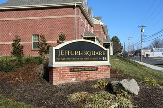 Jefferis Square in Chester, PA - Foto de edificio - Building Photo