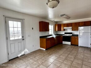 376 NY-32 in New Paltz, NY - Building Photo - Building Photo