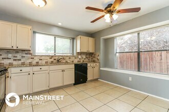 6427 Woodstream Trail in Fort Worth, TX - Building Photo - Building Photo