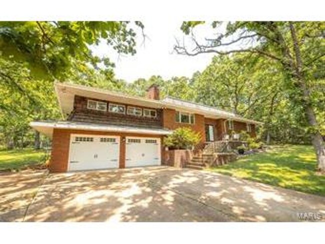property at 10754 Carlton Ct