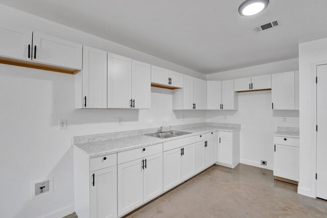 property at 1125 Rayner St