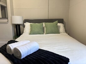 25 Russell Ave, Unit SI ID1506203P in Ottawa, ON - Building Photo