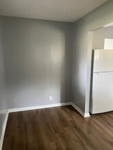 129 Valley Dr in St. Albans, WV - Building Photo - Building Photo