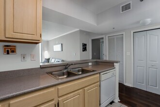 2665 SW 37th Ave, Unit 1404 in Miami, FL - Building Photo - Building Photo