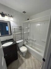 1404 Logan St in Shelbyville, KY - Building Photo - Building Photo