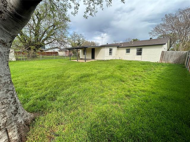 1307 Crestridge Dr in Plano, TX - Building Photo - Building Photo