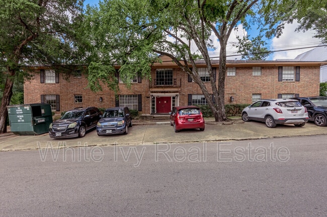 property at 818 University Ave