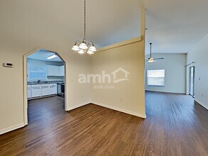 1305 Cinda Ct in St. Cloud, FL - Building Photo - Building Photo