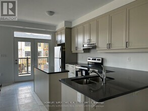 44 Melmar St in Brampton, ON - Building Photo - Building Photo