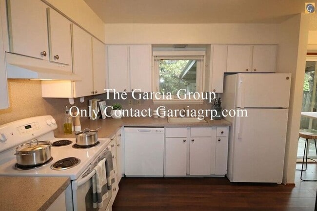 15205 SW 119th Ave in Portland, OR - Building Photo - Building Photo