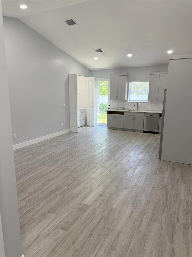 property at 4323 Barbridge Rd