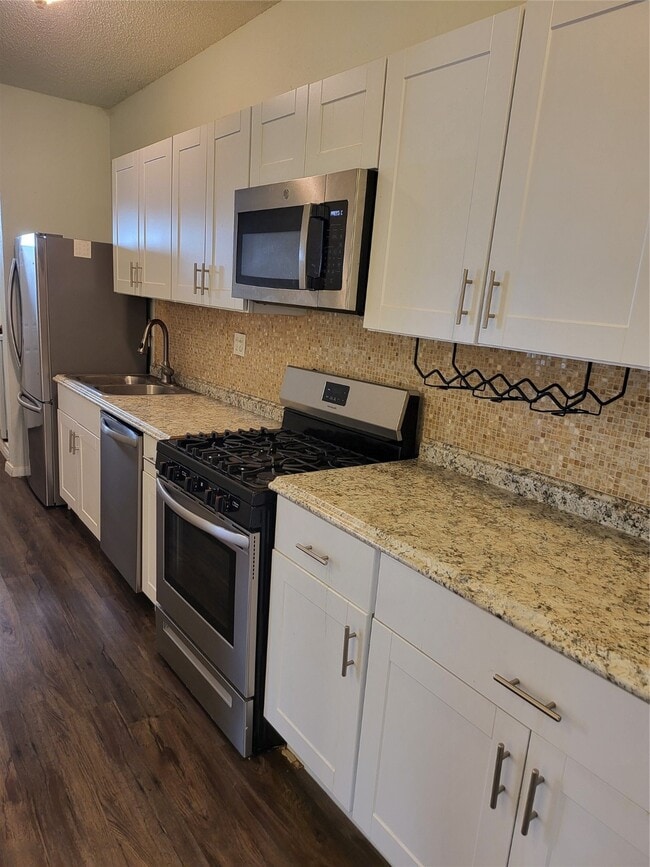 property at 1226 W Gray St