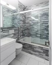 200 Stanton St in New York, NY - Building Photo - Building Photo