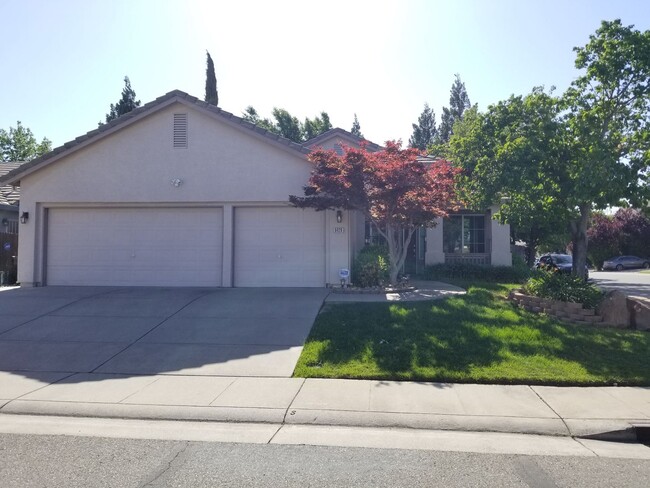 property at 8420 Anthemis Ct