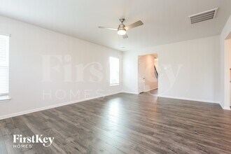 408 Stonefence Dr in Greenville, SC - Foto de edificio - Building Photo