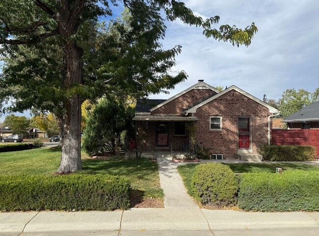 property at 590 S Decatur St