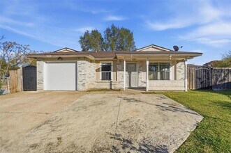 9420 Kerrville St in Dallas, TX - Building Photo - Building Photo