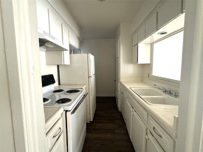 3003 Broadway St in Houston, TX - Building Photo - Building Photo