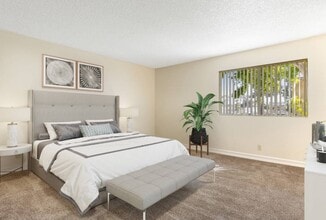 Wintergreen in San Diego, CA - Foto de edificio - Building Photo