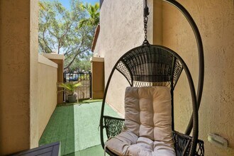 2905 Hidden Hills Rd in West Palm Beach, FL - Building Photo - Building Photo