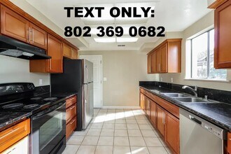 8128 Cottonmill Cir in Sacramento, CA - Building Photo - Building Photo