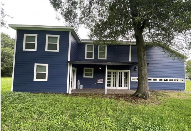 10405 Gulf Meadows Dr in Houston, TX - Building Photo - Building Photo