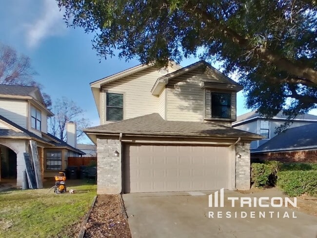 1616 Woodhall Way in Fort Worth, TX - Building Photo - Building Photo