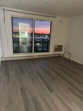 9074 Terrace Dr in Niles, IL - Building Photo - Building Photo